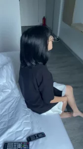 乖巧萌萌眼镜妹反差感拉满戴眼镜果然不一样