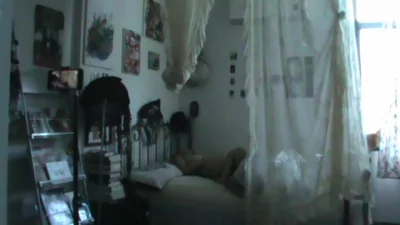 00后情侣做爱口爆后含着精液亲吻